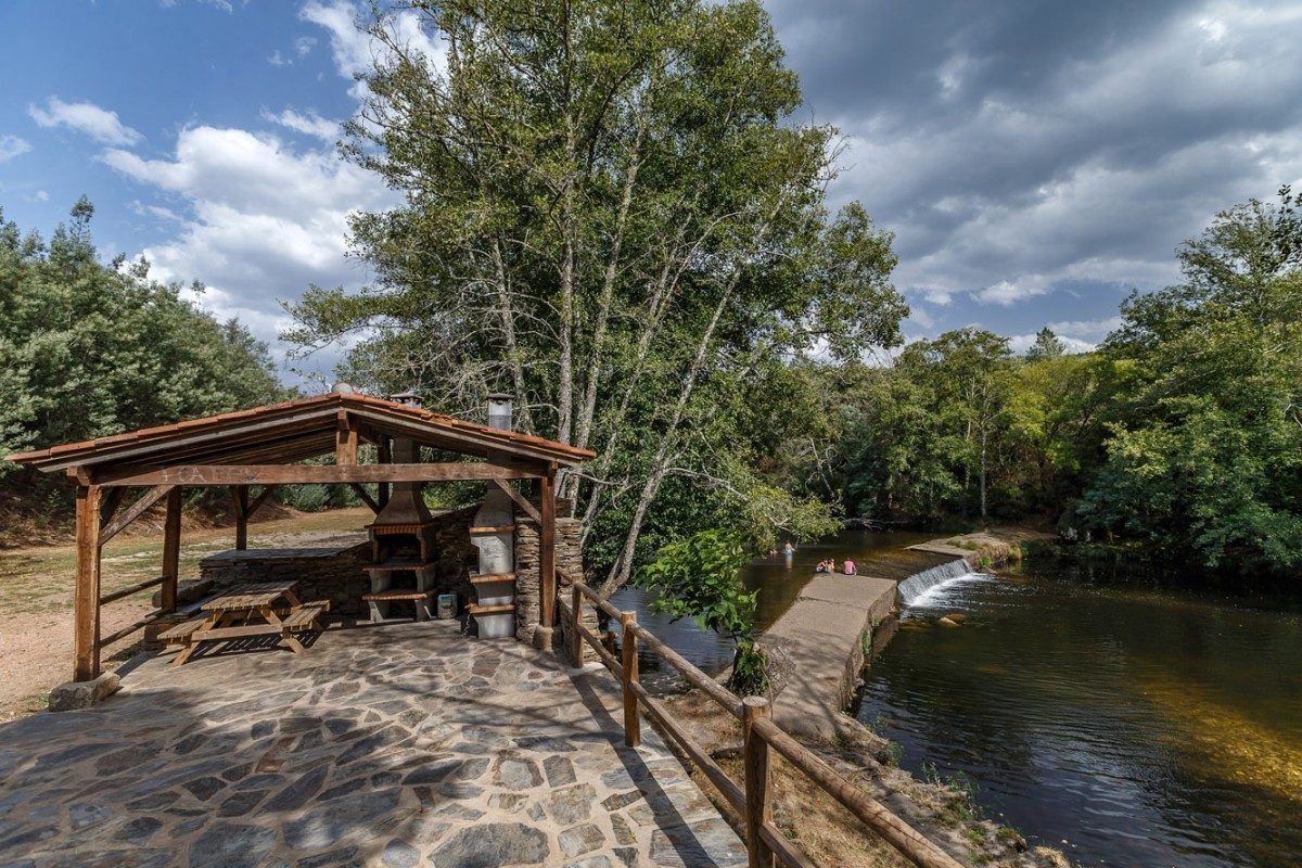 Zona de Lazer “Urtigal” Barril de Alva Visit Arganil